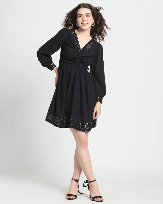 how to choose party wear dress for women