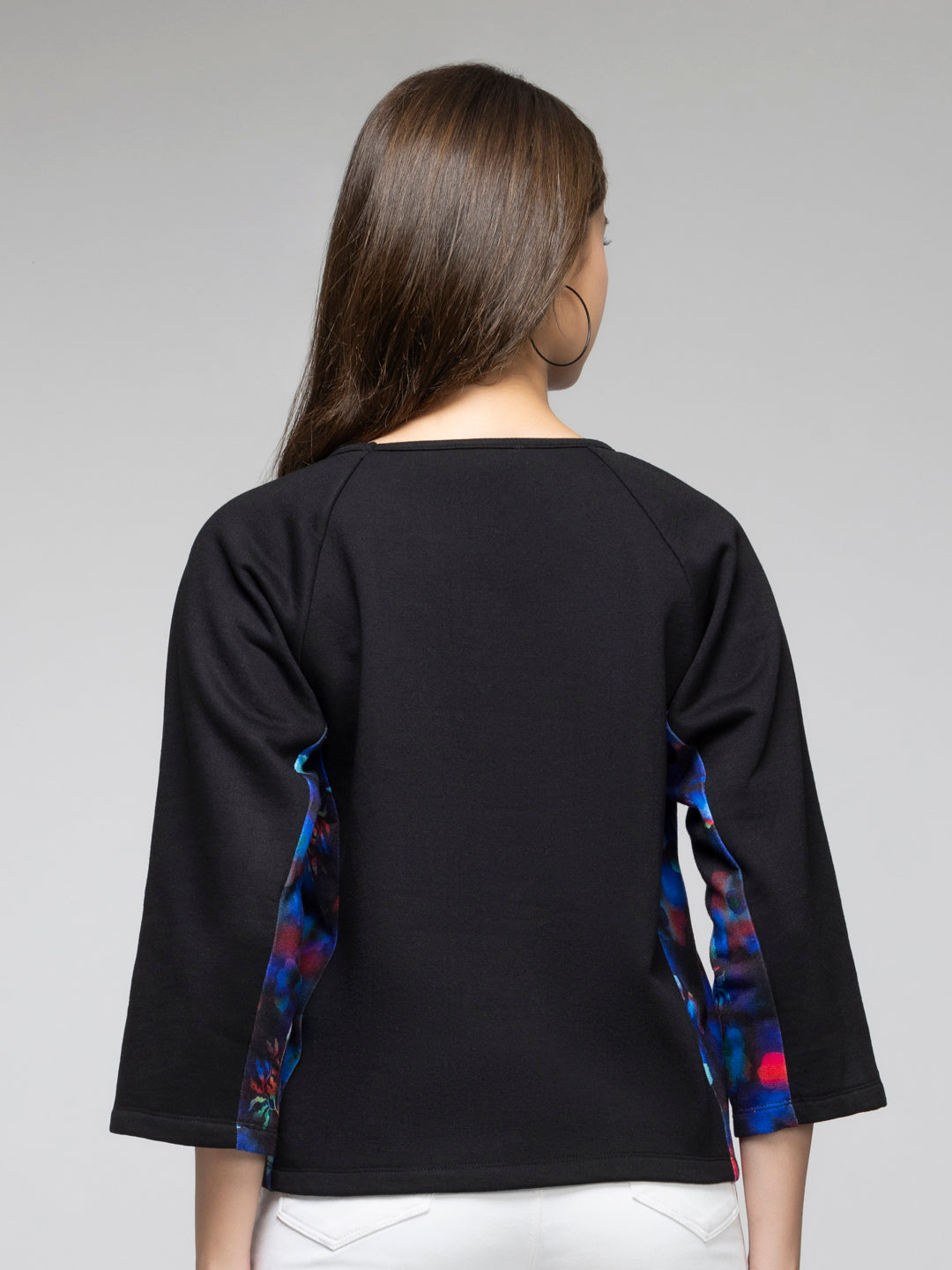 Wonders Sweatshirt from Shaye India , Sweatshirt for women