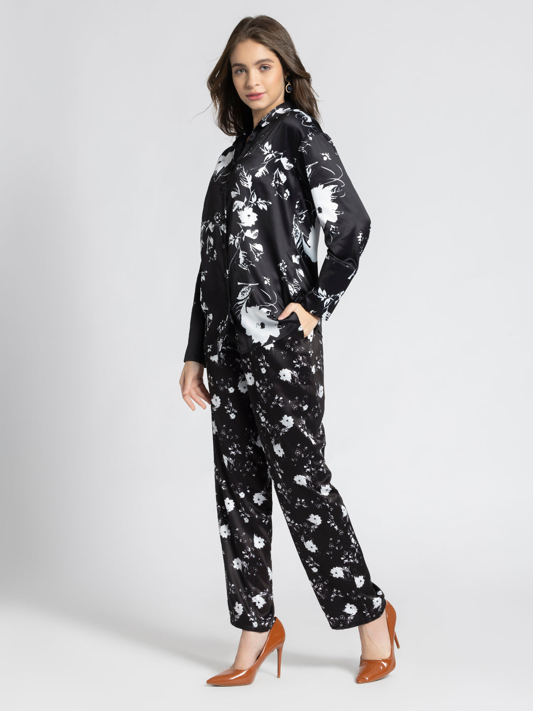 White floral coord set from Shaye India , Coord Set for women