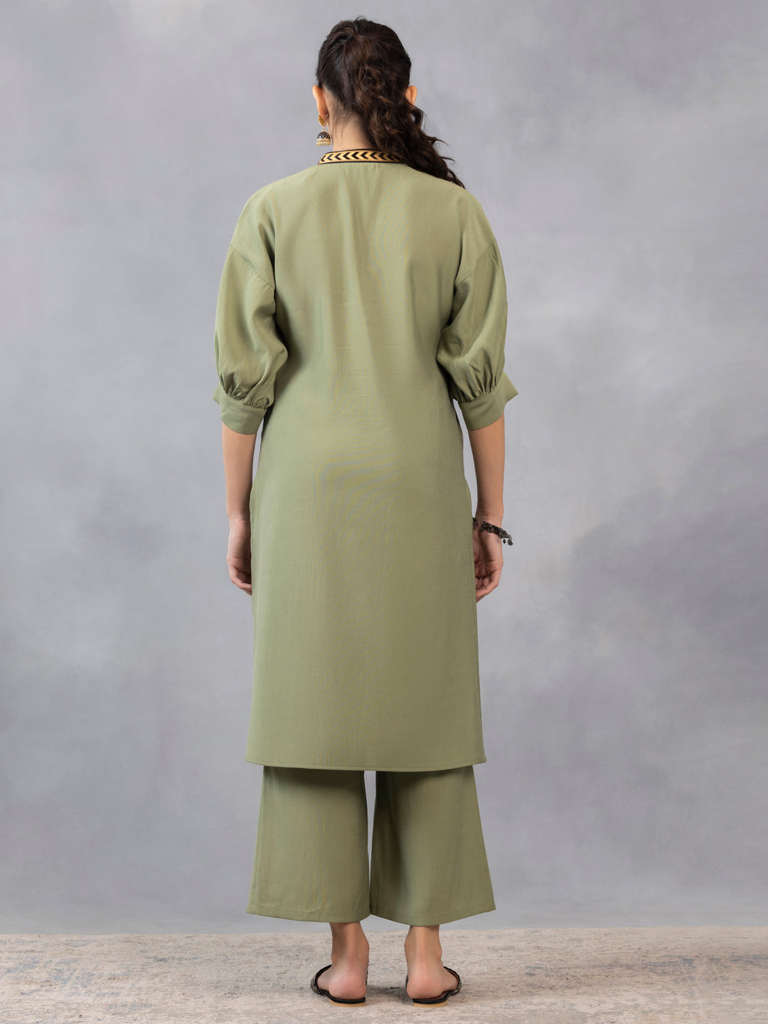 Straight Puff Sleeve Kurta Set With Dupatta from Shaye , Kurta Pajama 2 piece set for women