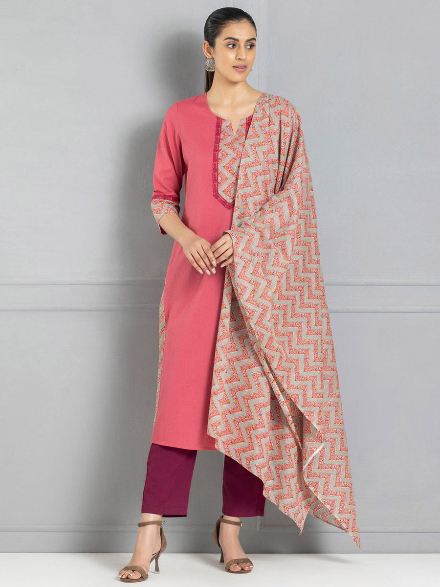 Coral Lace & Printed Trim Straight Kurta Set With Dupatta from Shaye , Kurta Set for women