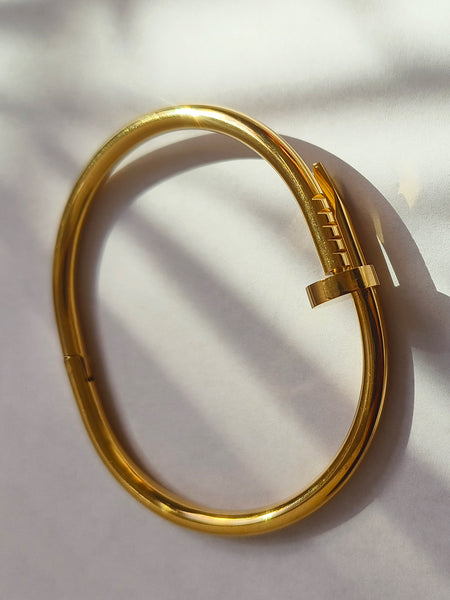 Minimal Aura Gold Cuff Bracelet from Shaye India , Bracelet for women