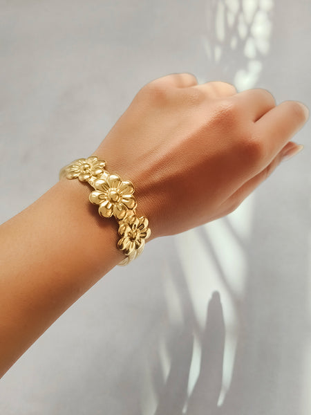 Flora Glow Floral Gold Cuff Bracelet from Shaye India , Bracelet for women