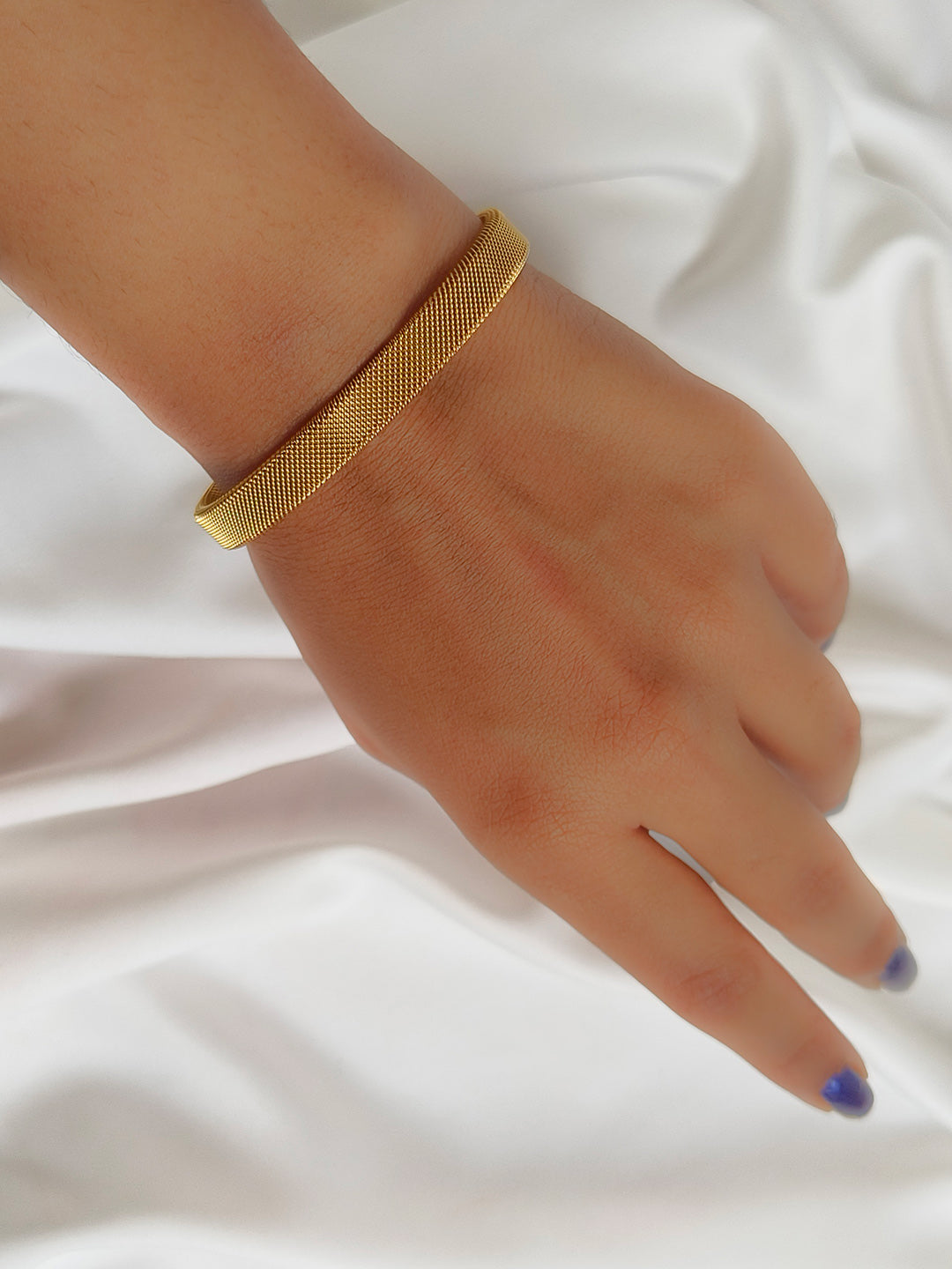 Minimal luxe Gold Plated Bracelet from Shaye India , Jewellery for women